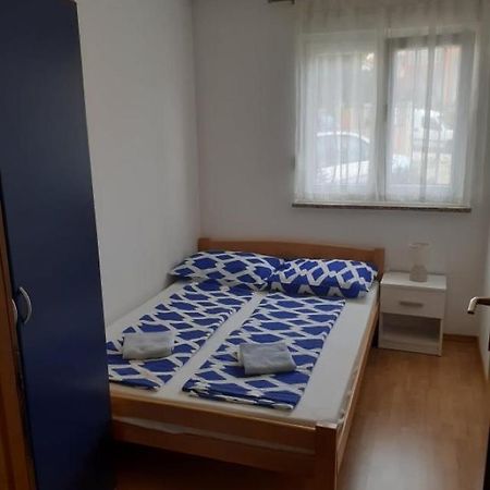 Senoina Ulica 36 Jm Apartment Pula Exterior foto